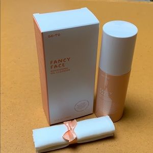 Go-To Skincare Fancy Face Nourishing Oil Cleanser